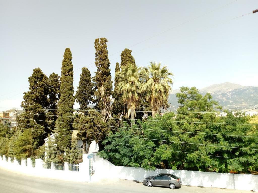"Green Apartment" Close To Port & Center - Parking Patras Exterior foto