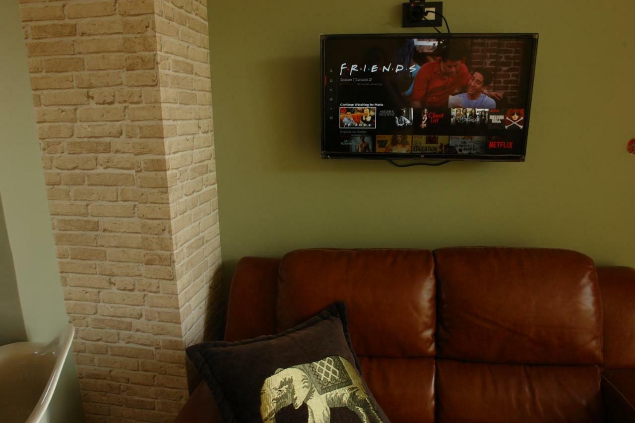 "Green Apartment" Close To Port & Center - Parking Patras Exterior foto